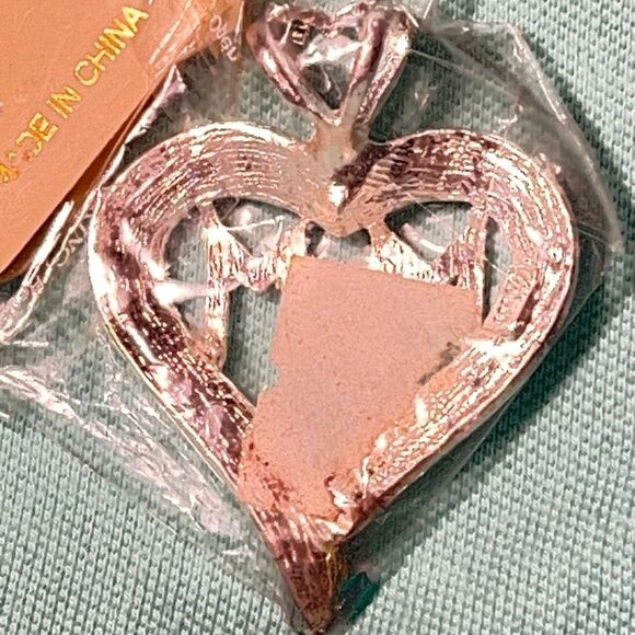 MOM pendant with multi colored stones silver tone 1.5”x 2.25” NWT - Picture 3 of 6